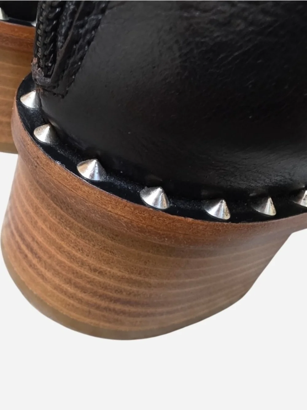 AGL Italian Black Leather Studded Block Heel Sandals, Scalloped Ankle Cuff 39/9